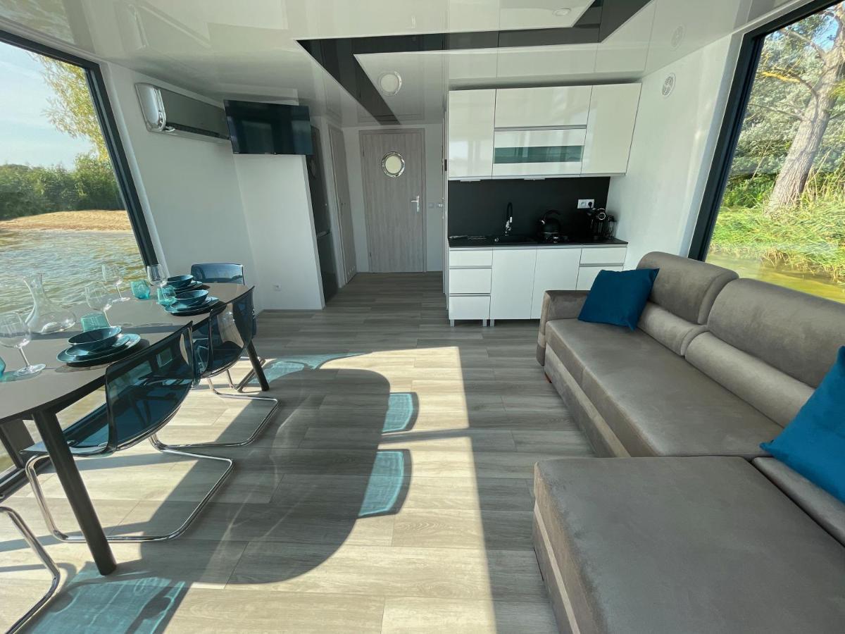 Boathousing - Apartament Na Wodzie, Dom Plywajacy, Lodz, Luksusowy Apartament Myślibórz المظهر الخارجي الصورة